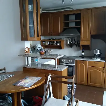 In West Park Near Metrostation Vardar And Parking Lot Close To City Center Appartement